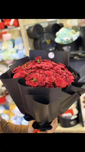 15K views · 201 reactions | ‏‎لا يكتمل الجمال ولا يزهو إلاّ بكم.. و لا يسعد قلبـــــي دون أن أطرق أبواب قلوبكـم .. لأطمئن عليكم.. فلكم من #ازهار مسك أجمل الورود .. معطرةً بعطر المحبة في الله .. مساء الورد اصدقائي الغاليين | ازهار مسك | Facebook