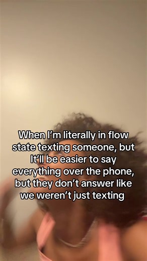 . (@peterthepumkineaterrr)’s video of texting