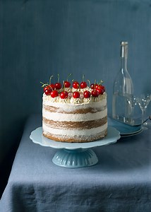 Tarta Selva Negra auténtica - Recetas de Miriam García / El invitado de invierno