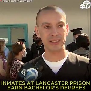 CONGRATS, GRADS! More than 20 inmates at a state prison in Lancaster earned bachelor's degrees through an educational partnership with Cal State L.A. 🎓 "It's upon me to get myself together and then go back to the community that I helped tear down, and help build that community up," said Jason Keaton, one of the graduates. https://abc7.la/3ixjew0 | ABC7