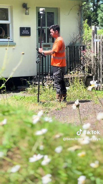 👷‍♂️Working close to Dartmoor National Park today🐴🐐, carrying out a underground utility survey for drainage improvements.🛠️ . . . . . . . . . #benchmarksurveys #surveylife #landsurveying #benchmark #undergroundmapping #trimble #landsurveyor #trimble #GPR #gnss #Trimble #leica #cctvsurvey #drainage #landsurveying