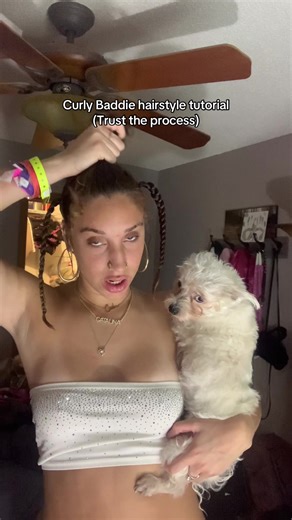 Butterfly braid headband tutorial on shirt curly hair #curlyhair #hairtutorial #hairstylesideas #hairstyleinso #hairstylist