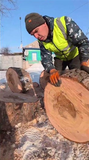 бензопила,распиловка на кружки,бревно,Stihl Chainsaw, log cutting, Stihl