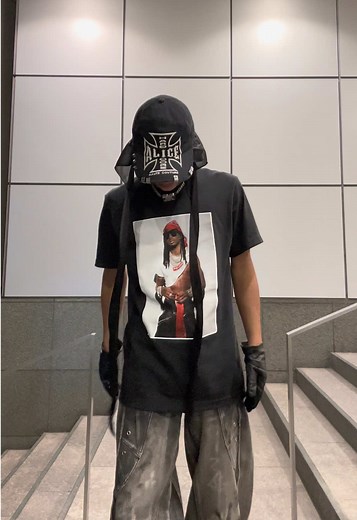 プレイボーイ・カーティの最高のTシャツ