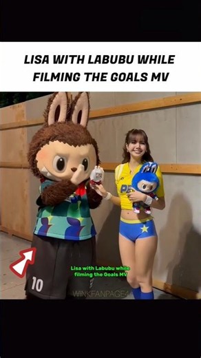 Lisa with labubu while filming😅 #lisa #lisashorts #lalisa #shorts #shortsfeed