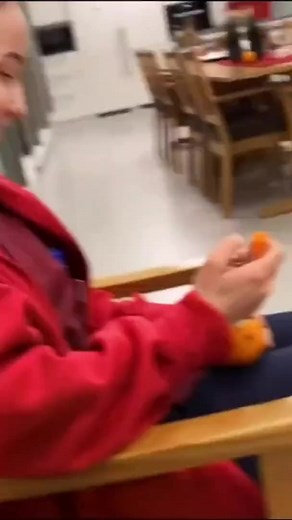 Accidental Epi-Pen injection sends this person to the hospital | LifeOfADoctor