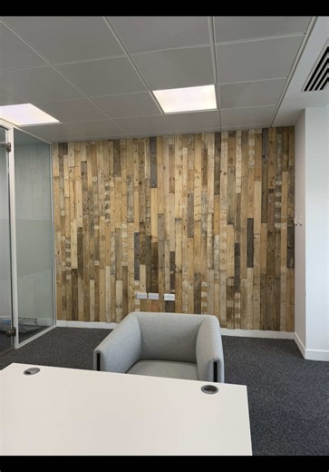 Reclaimed Wooden Panel Wall Installation in Canary Wharf