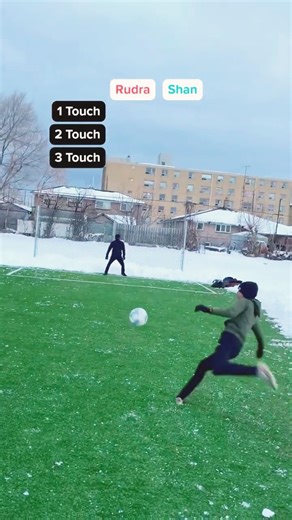 3 Touch Challenge 🔥 | #touchchallenge #footballchallenge #football #soccer