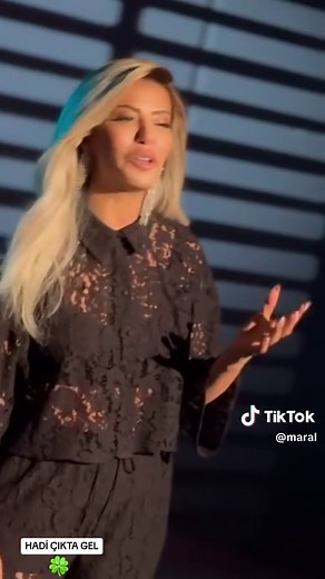 Expressive Fashion Statement in Black Lace Outfit