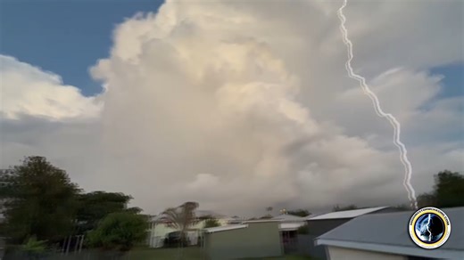 WOW A couple of very close lightning strikes this afternoon in the Wide Bay region. HSC follower Jennifer got the first one in Maryborough QLD and HSC follower Ronny got the second one in Howard QLD. The second one is VERY loud so a volume warning is required. | Higgins Storm Chasing