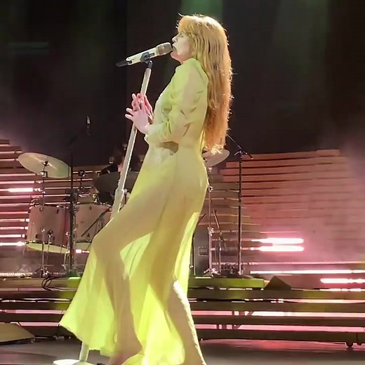 oh, Moderation, the song that you are 📯 #florenceandthemachine #florencethemachine #florencewelch #florenceandthemachinelive