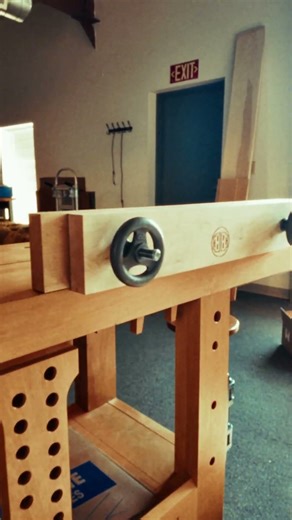 The Benchcrafted Moxon Vise - Now at REDUCED price! #woodworking #woodscraft #wood