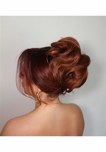 Save this GLAM for your 2026 event 🤍🫶🏼⬇️ ⬇️Head to my website ⬇️ Www.beautybyaraceli.com Or Instagram @beautybyaraceli for a larger portfolio view #chicagomakeupartist #hairandmakeupartist #bridaltiktok #bridalmakeup #fyp