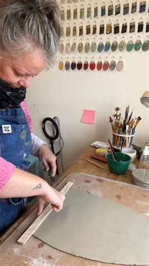 It’s still debatable whether it’s a mug or cup? But for the purpose of the song it’s a cup. | MorReden