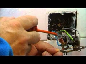 BASIC ELECTRICITY: CABLES FROM A PLUG TO AN OUTLET