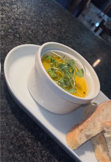 BARLEYS Christmas Dinner 🎄❤️ Up at 7am, cooked & Served till 10:30pm Fed 50 beautiful customers who booked with us my family after we closed 👩🏼‍🍳 😴 Tired feet, full hearts, so grateful 🥹 what a beautiful day ❤️ #christmas #foodie #fyp #girlchef #londonfood