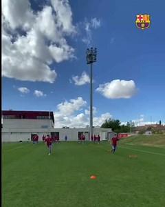 83K views · 10K reactions |  Entrenament de recuperació del Juvenil A a Las Rozas  Entreno de recuperación para empezar a preparar la final de la #CopaCampeonesJuvenilesRFEF #ForçaBarça ❤️ | FCB Masia | Facebook