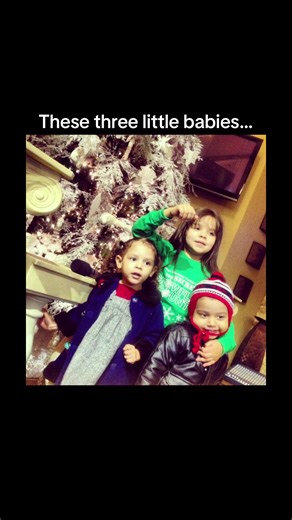 We own a catering business …. Kaycee’s kitchen. We cater all events. My children help me with the food part and help me set up anytime I do a market. We truly are the best team ! #teamwork #familybusiness #foryoupage #fypシ #fyp