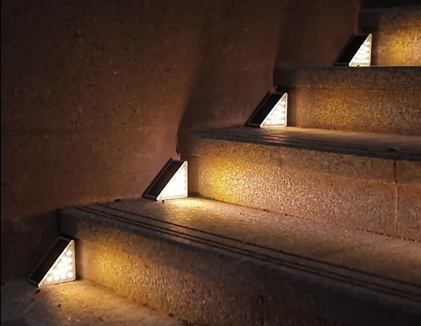 Solar Step Lights Outdoor Waterproof IP67, 6 Pack Solar Powered Stair Light with 13 LEDs, Triangle Solar Deck Lights for Outside, Garden, Patio Yard, Warm White