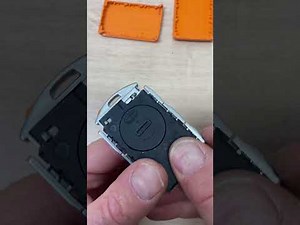 How to change the battery of the smart key for Volvo DIY (do it yourself)