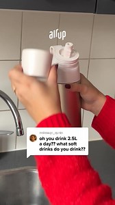 Struggling to drink enough water? air up® makes it easy to hit your daily hydration goals. More flavor, more variety, more motivation – staying hydrated has never been simpler. 100% water, 100% taste. Give it a try. | air up