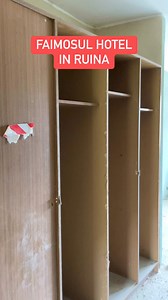 Faimosul hotel de la Poiana Marului e azi o ruina #romania | 2 Tickets