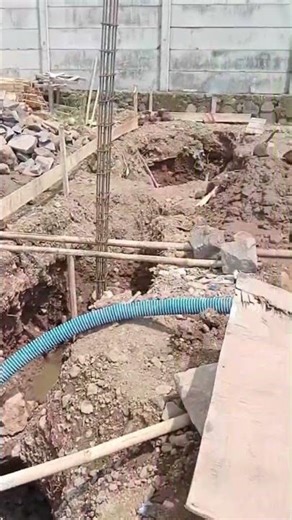 column bearing construction pole;base bearing casting.