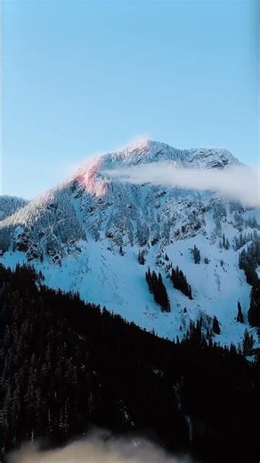 Where the mountains meet the sky | The Cascades