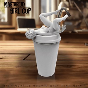 Girl Cup / The girl on the lid is ready to welcome your straw