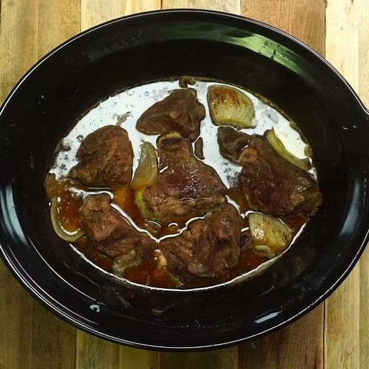 Beer Braised Slow Cooker Short Ribs