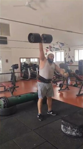 140kg log lift 70kg X3!!!! #motivation #italy #strongman