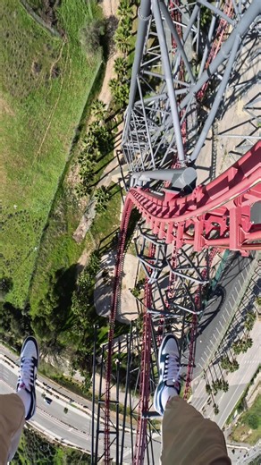 X2 POV Front Row - Six Flags Magic Mountain #x2 #sixflagsmagicmountain #rollercoasterpov #x2sixflagsmagicmountain #fyp