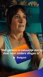 Hannah van Lunteren en Matsen Montsma vertellen over hun rol in de gloednieuwe, spannende dramaserie Badgast, waarbij hun personages voor ingewikkelde keuzes komen te staan door duistere keuzes… 🔍 Stream ‘Badgast’ vanaf 11 december gratis op NPO Start 🧡 Een gloednieuwe dramaserie met Tom Waes in een verrassende hoofdrol. Hij speelt Vince, een eeuwige gelukzoeker, duiker en gescheiden vader die worstelt met de relatie met zijn tienerdochter Zoë. 🤿 Zij kijkt uit naar haar eerste duikles op Cura