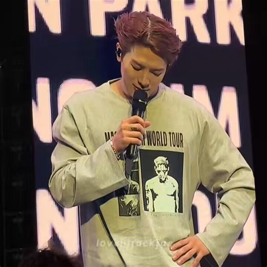 The new album “Sex God” It’s coming very soon and Jackson clarified in a statement to avoid misunderstanding: "It's not just about the physical side of it. The album is really about emotions, relationships, and the reality of how people connect with each other”