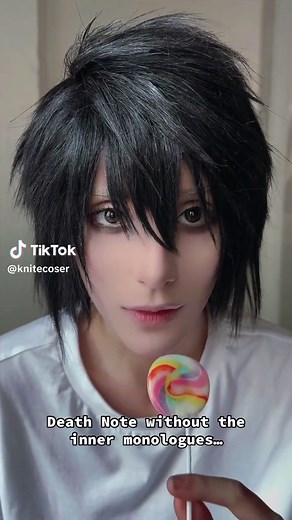 Light Yagami Cosplay: Death Note Tribute with L Lawliet