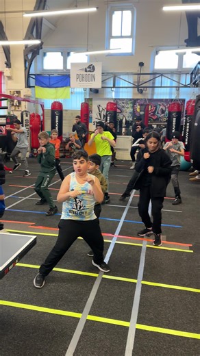 🥊 POHODIN BOXING ACADEMY – SHEFFIELD 🥊 Professional boxing training for children, adults & families We welcome amateur boxers, professionals, and anyone who wants to: ✅ get fitter and stronger ✅ improve mental health & confidence ✅ reduce stress and boost energy 👊 Age and experience don’t matter — all you need is the desire to become better. Our coaching team is ready to help you reach your goals! 👨‍👩‍👧 Family & Individual Boxing Training Train together with your children, partner, brother