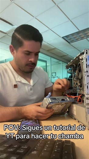 Cuando sigues un videotutorial #foryou #humor #trabajo #fyp #comedia #oficina