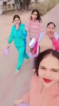 jabarjasti bheja jata h hm jate nhi h 🤣🤣🤣 #song #bollywood