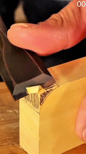 Chisel Carving Marked Wood Parallel Lines Guide Precise Cuts #shorts