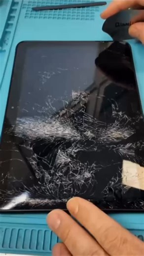 T W T on Instagram: "Samsung Galaxy Tab Active Pro Display kaputt? Passiert. Kein Stress. Einfach ohne Termin bei uns vorbeikommen - wir reparieren schnell und direkt, mit Original oder baugleichen Ersatzteilen. 📱 Tablet- & Handy-Reparatur 💻 PC & Notebook ⌚ Smartwatch 🛴 E-Scooter-Reparatur ☕️ Kaffeevollautomaten & Siebtröger für die Gastronomie und Betriebe Euer TWT in Wenden-Gerlingen 📞 02762 / 600 40 12 #DieNr1imKreisOlpe #reparatur #service #wartung #schnellgemacht"