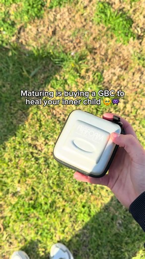 Humanity peak with gameboys 🕹️ #retrogaming #gameboy #gbc #gba #nostalgia