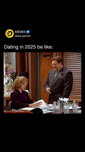 MEMES on Instagram: "😂 “NewsRadio” is a 1990s NBC sitcom set at a chaotic New York AM radio station, WNYX. It follows news director Dave Nelson as he tries to manage a team of quirky employees—like the egotistical anchor Bill McNeal (Phil Hartman), easygoing tech Joe (Joe Rogan), ambitious reporter Lisa, and eccentric assistant Beth. The show blends sharp humor, office politics, and absurd situations into one fast-paced comedy. #dead_panism"