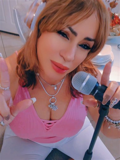 Queen (@maramercado976)’s videos with Me Gusta - Natti Natasha