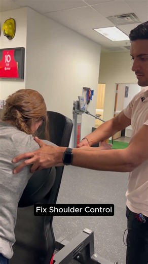 Fix Shoulder Blade Control for Pain-Free Pressing