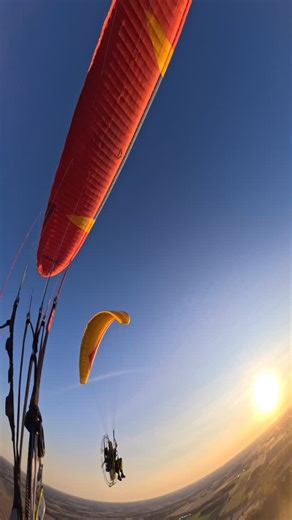 Don’t tell me you don’t touch tips with your homie * @kangookparamotors * @flowparagliders * @vittorazi.motors | Gavin Peladeau