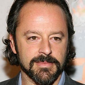Gil Bellows Wife 2026: Dating History & Exes - CelebsCouples