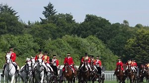 5.1K views · 32 reactions | A vibrant world of colour, stylish fashion and world-class racing. Here's 5 reasons to book the Queen Anne Enclosure for Royal Ascot 2020  Welcome the Royal Procession  Trackside views  Stylish restaurants  Iconic fashion  Singing around the bandstand  Book  https://bit.ly/2WGrlu0 | Ascot Racecourse | Facebook