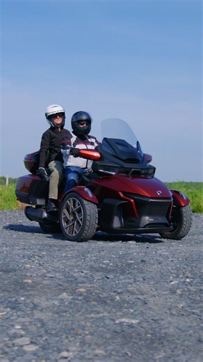 The 2026 Can-Am 3-Wheel models are here with bold new colors! 😎 Get a full 360 view and learn more: canamonroad.com/whatsnew-3W | Can-Am 3-Wheel