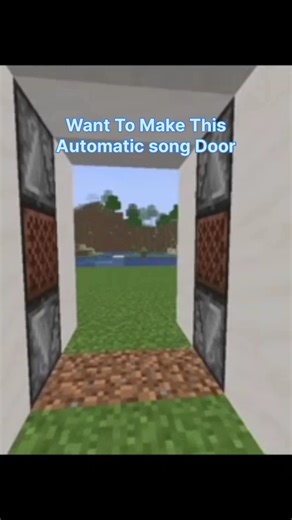 This Secret Beat Door in Minecraft is INSANE 🤯 (Note Block Door!)