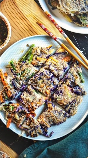 Day 6 of Healthy Recipes: The BEST Korean Vegetable Pancake Recipe 🤩 #short #lifestyle #easyrecipe